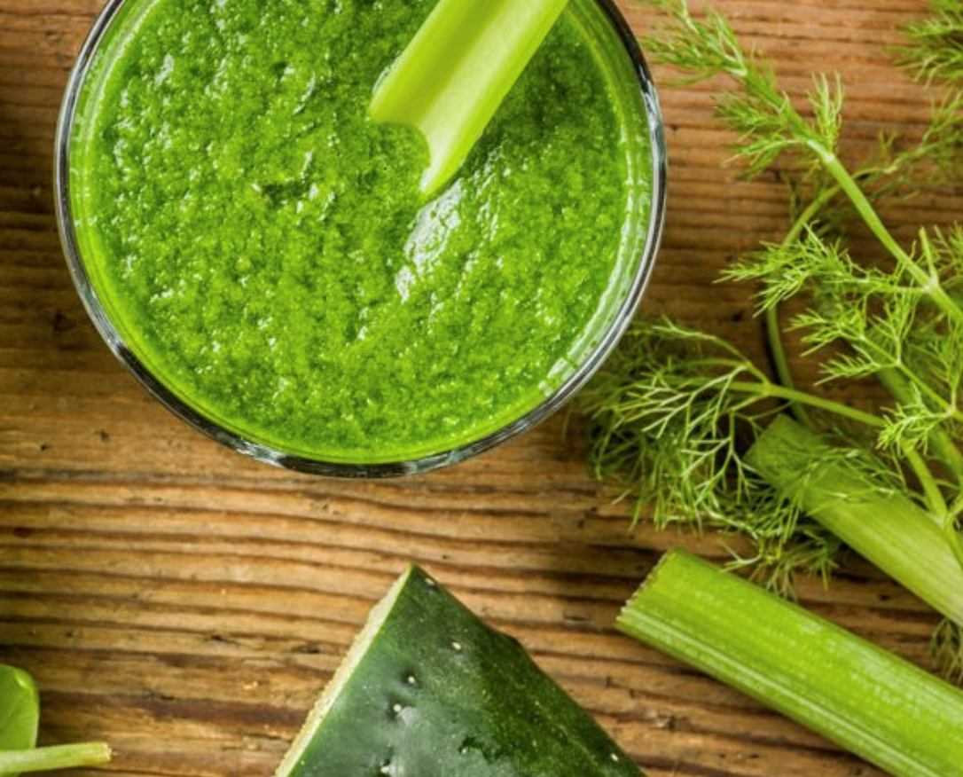 8 Lekkere en Gezonde Groente Smoothie Recepten (Snel Klaar!)